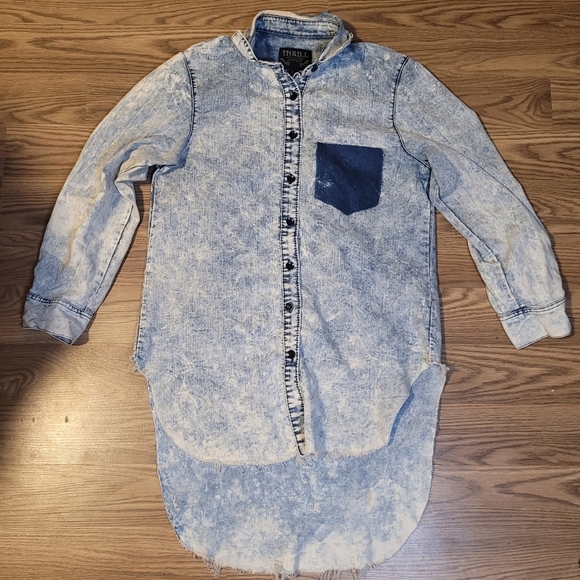 Distressed Acid Washed Shirt/Shacket - Picture 6 of 10